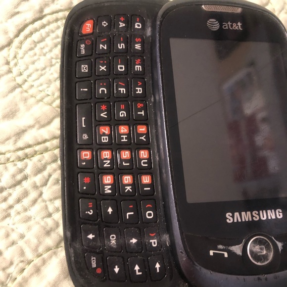 Vintage Cell Phones: Samsung Sprint Intercept & Samsung AT&T Flight 2 Parts Only - Picture 7 of 8